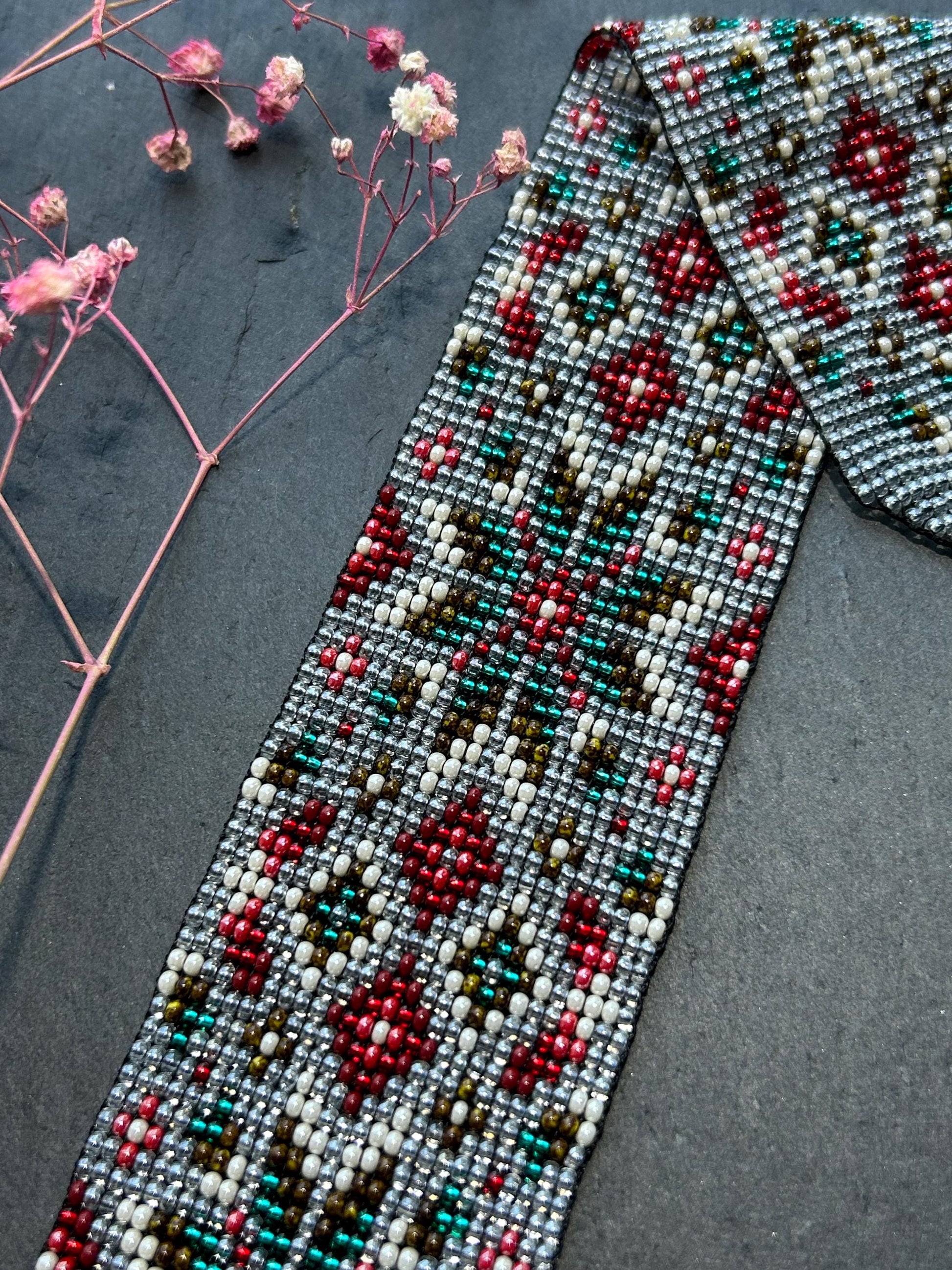 Unique handmade beaded choker necklace with green star and red details. Boho ethnic statement choker, perfect for festival, party, or everyday bohemian style  image 4