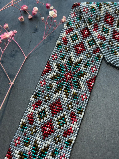 Unique handmade beaded choker necklace with green star and red details. Boho ethnic statement choker, perfect for festival, party, or everyday bohemian style  image 4