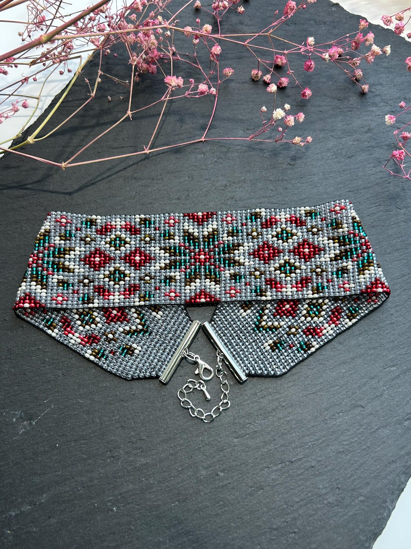 Unique handmade beaded choker necklace with green star and red details. Boho ethnic statement choker, perfect for festival, party, or everyday bohemian style  image 2