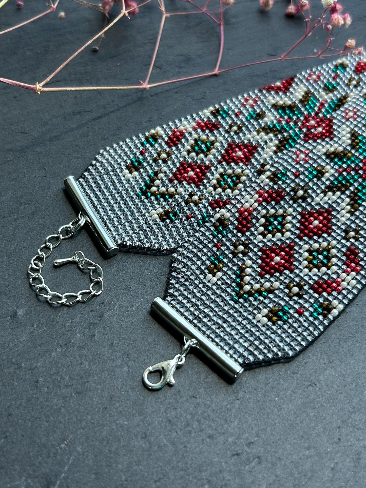 Unique handmade beaded choker necklace with green star and red details. Boho ethnic statement choker, perfect for festival, party, or everyday bohemian style  image 5