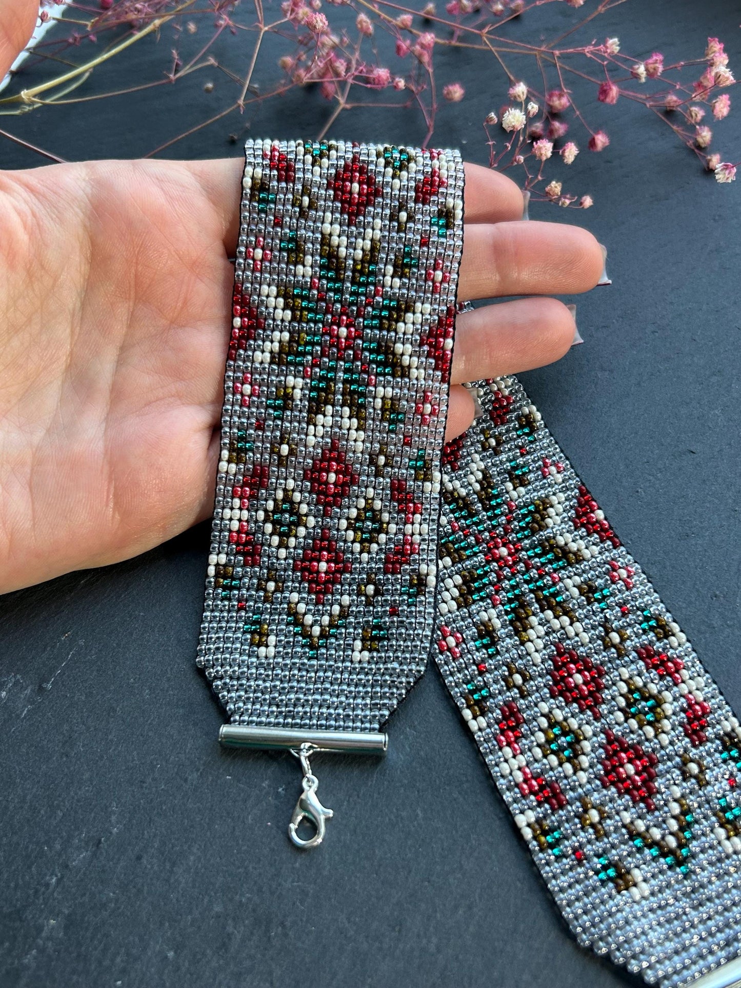 Unique handmade beaded choker necklace with green star and red details. Boho ethnic statement choker, perfect for festival, party, or everyday bohemian style  image 3